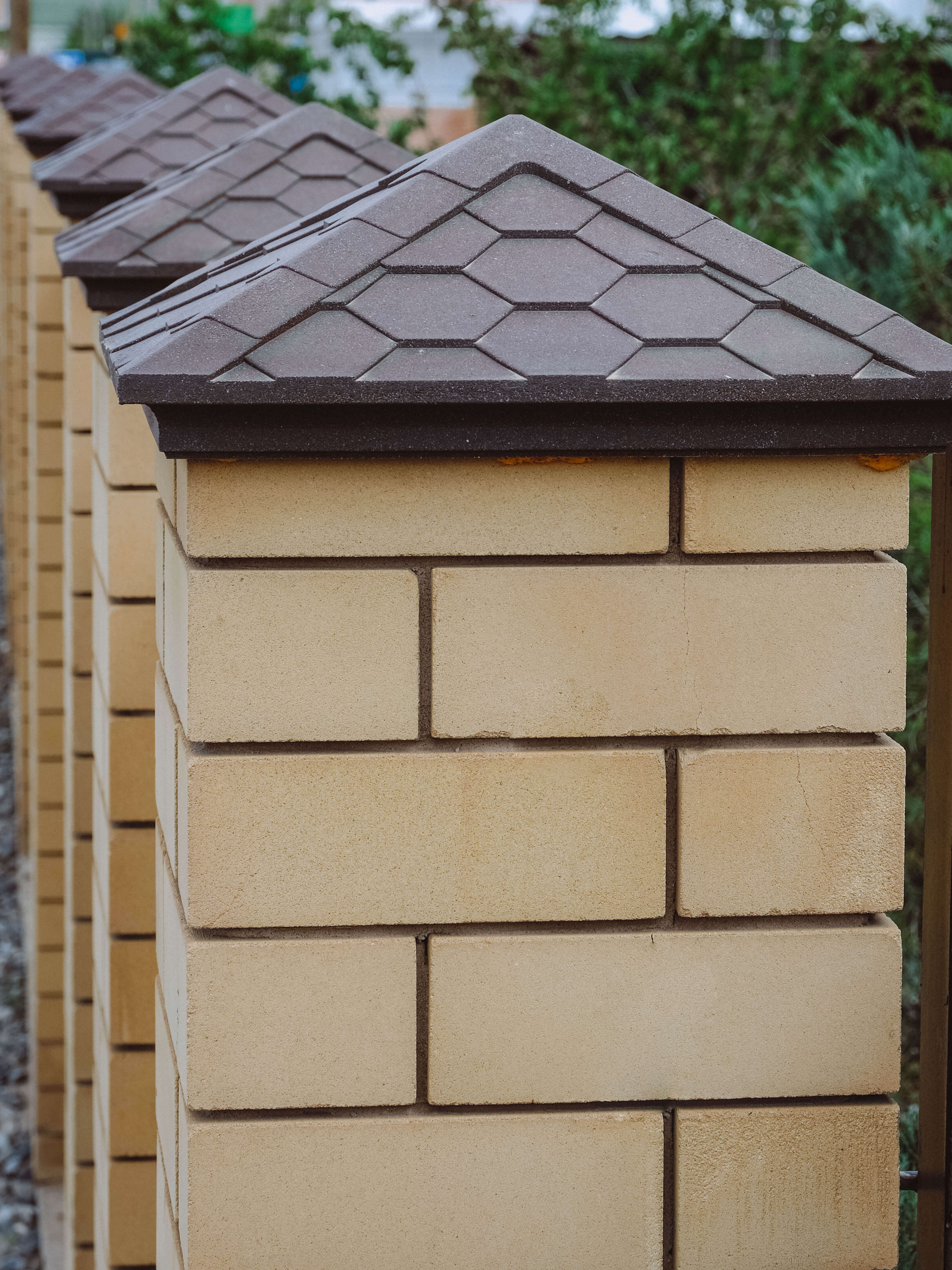 Колпак Zking Эверест Коричневый на столб 1.5х1.5 кирпича (390х390мм) в Сургуте фото