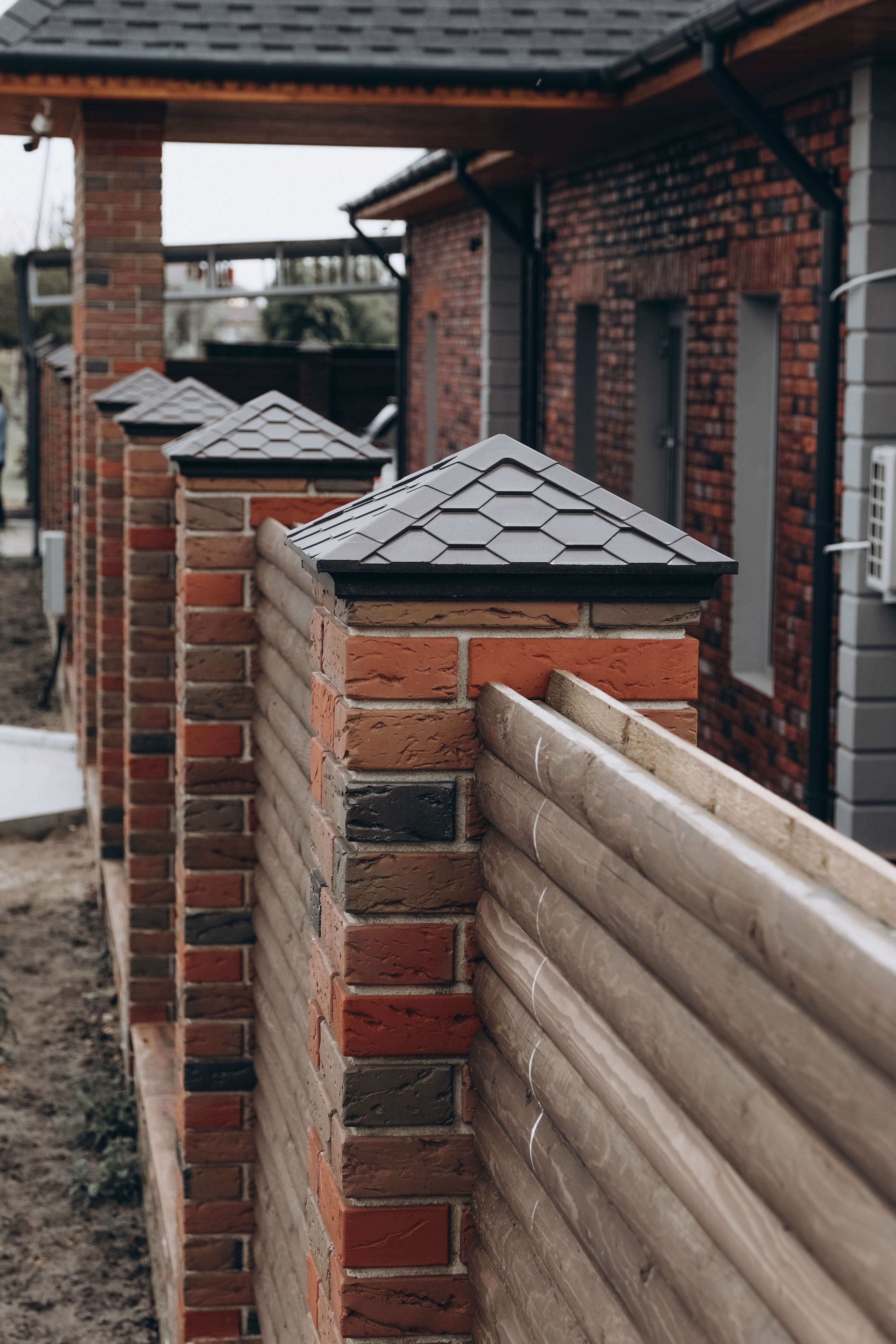 Колпак Zking Эверест Коричневый на столб 1.5х1.5 кирпича (390х390мм) в Сургуте фото